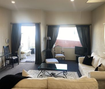 Central Ahuriri Village! - Photo 5