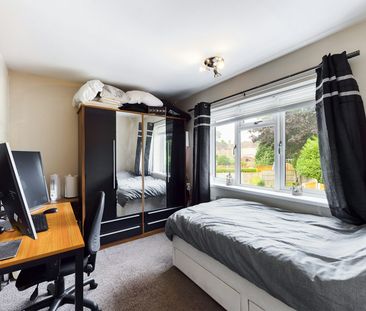 Detached house to rent on - Photo 2