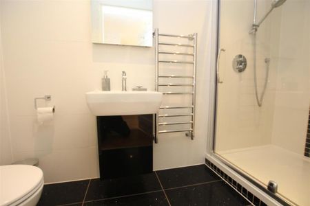 2 bedroom maisonette to rent - Photo 5