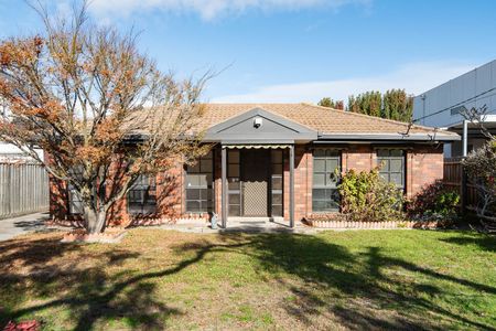 18 Moore Street, Brighton East VIC 3187 - House For Rent | Domain - Photo 5