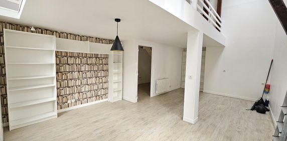 Duplex/Triplex - Photo 2