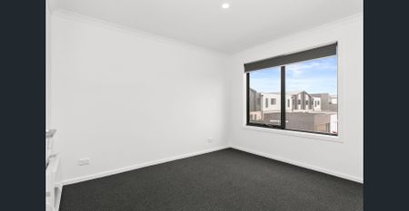 Modern and Stylish 3-Bedroom Townhouse - Photo 4