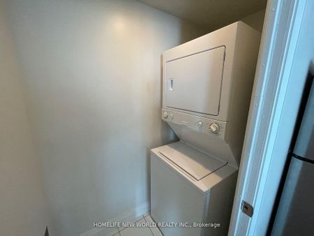 For Lease - 16 Harbour Street Unit# 3807, Toronto, Ontario - Photo 3