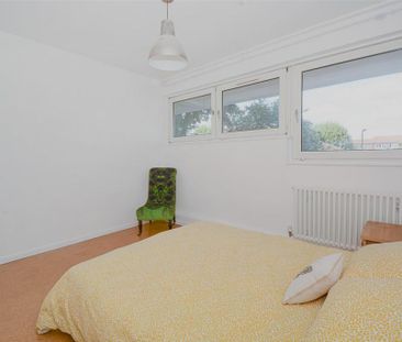 2 bedroom maisonette to rent - Photo 5