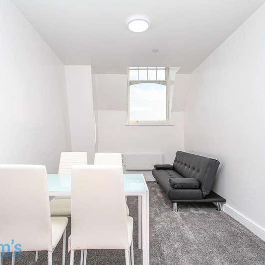 Castle Boulevard, Nottingham, NG7 - Photo 1