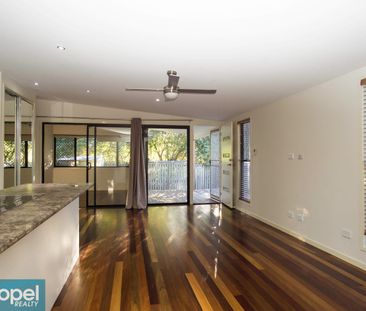 12A Darryl St, Loganlea, Qld 4131 - Photo 1