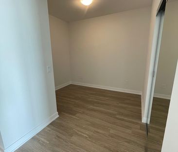 For Lease - 4130 Parkside Village Drive Unit# 708, Mississauga, Ont... - Photo 5