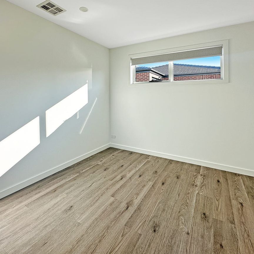 LOCATION SIZE AND STYLE! - Photo 1