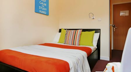 Deluxe Ensuite - Tallis Court - Photo 3