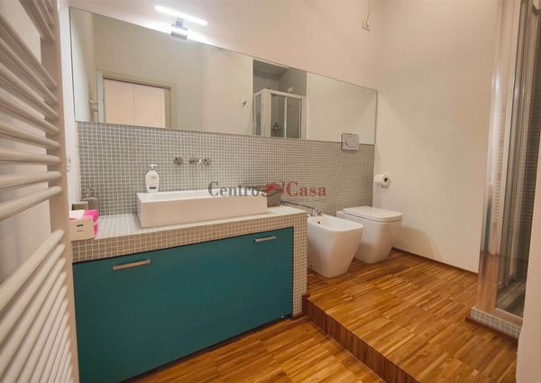 Signorile appartamento di 176 mq. ristrutturato, con vista panoramica