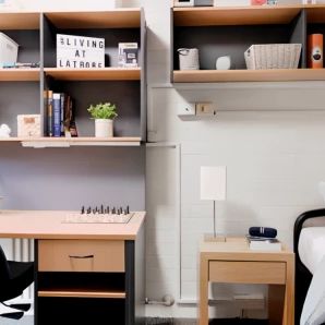 La Trobe University - Menzies College, Melbourne - Photo 2