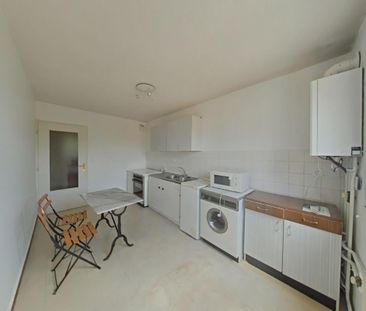 Location Appartement 3 pièces 68m² ROMANS SUR ISERE 26100 - Photo 6