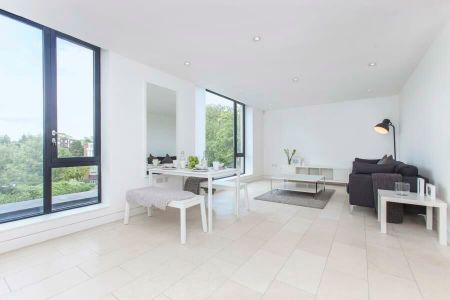 2 Bedroom Flat To Let - Photo 5