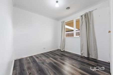 IDEAL LOCATION - Photo 3