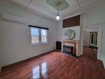 Best Location!! - Photo 2