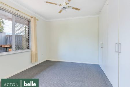 19 Moss Street, - Photo 3