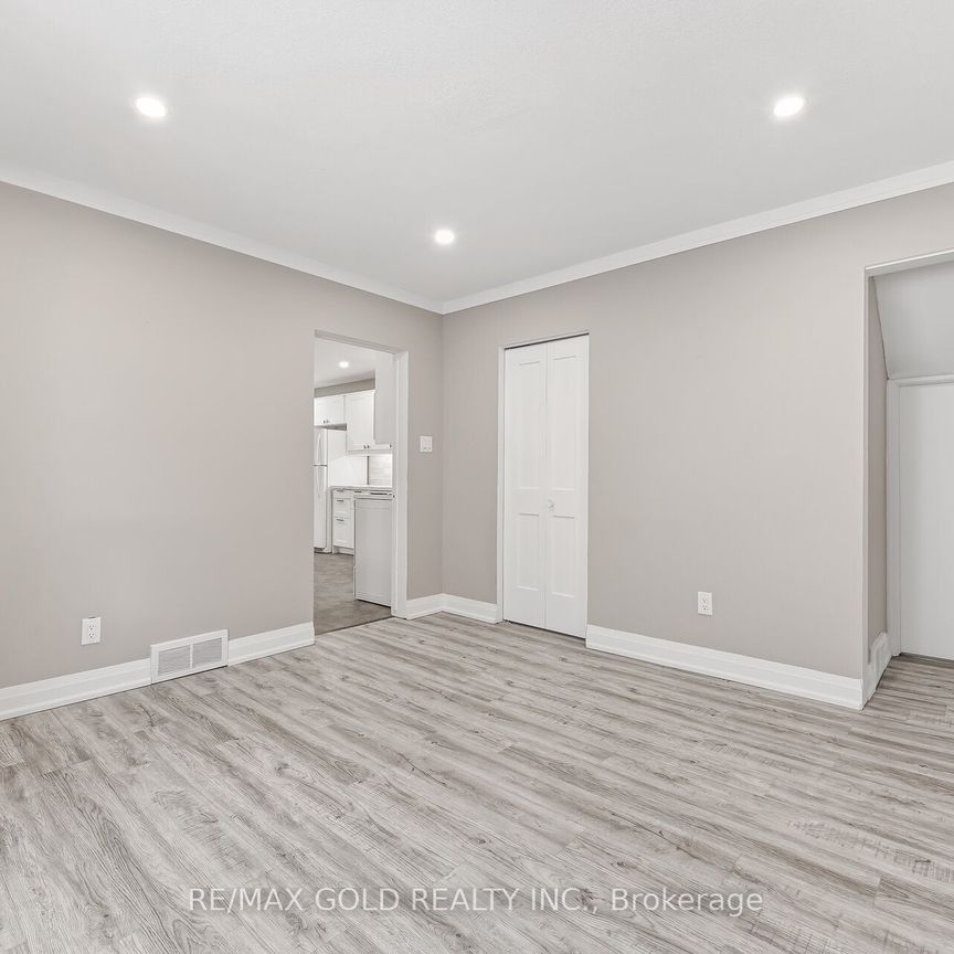 For Lease - 4445 Simcoe Street, Niagara Falls, Ontario - Photo 1