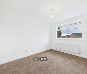 2 bedroom semi-detached house to rent - Photo 5