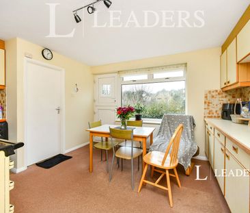 4 bedroom house to rent Falmer Gardens, Brighton, East Sussex, BN2 - Photo 5