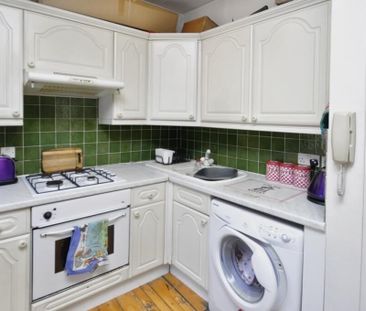 Studio Flat, Cricklewood Broadway, NW2 - Photo 1