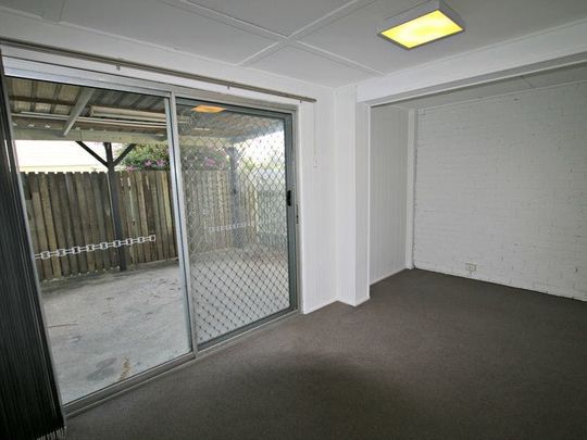 GREAT FAMILY HOME WITH DUAL LIVING POTENTIAL - Photo 1