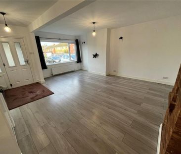 3 bedroom end of terrace house to rent - Photo 4