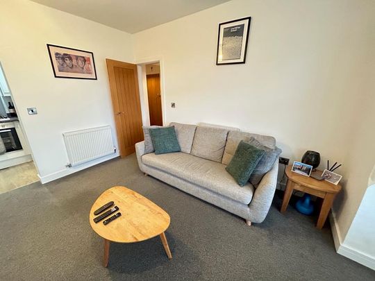 2 bedroom apartment to rent - Photo 1