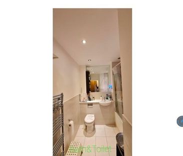 1 bedroom in a flat share to rent - Photo 4