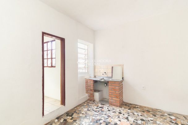 Kitnet com 1 quarto e 25m² para alugar em Nonoai, Porto Alegre. - Photo 1