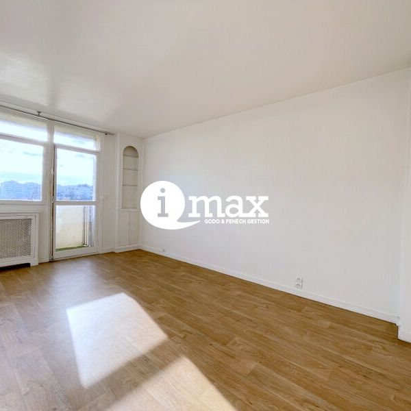 Location Appartement COURBEVOIE - - Photo 1