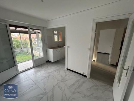 Location Maison 5 pièces 111m² MEHUN SUR YEVRE 18500 - Photo 2