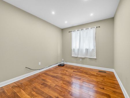 For Lease - 2636 Credit Valley Road, Mississauga, Ontario - Photo 3