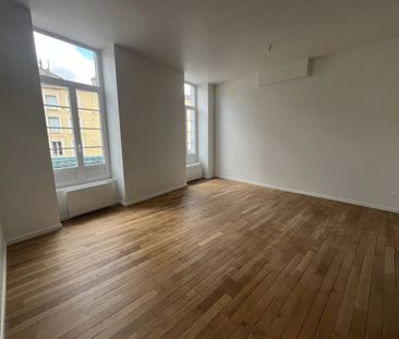 Appartement Centre ville - TARARE, - Photo 6