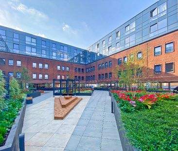 Pembroke Broadway, Camberley, Surrey, GU15 - Photo 1