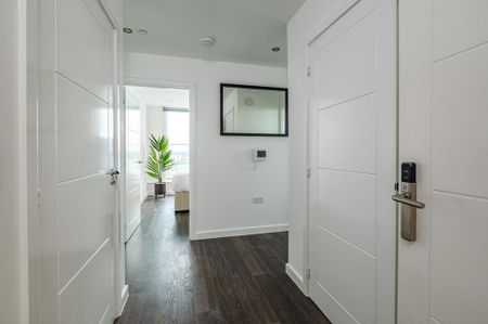 2 bedroom penthouse to rent - Photo 5