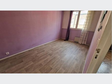 Appartement à Louer à LILLE 695 € - Photo 3