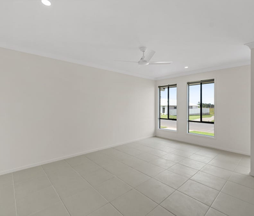 FOUR BEDROOM FAMILY HOME - Photo 3