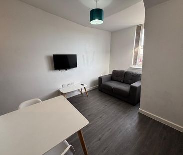1 bedroom Flat To Let - Photo 6