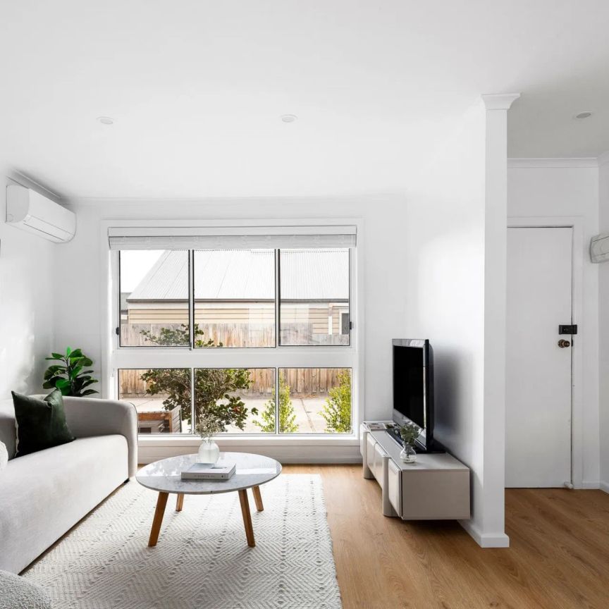 Fully Renovated Single-Level Living in the Heart of Northcote - Photo 1