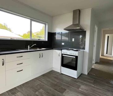 3 Bedroom Family Home - Photo 3