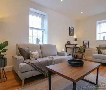 3 bedroom semi-detached house to rent - Photo 1