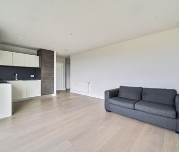 Kidbrooke Park Road, London, SE3 - Photo 2