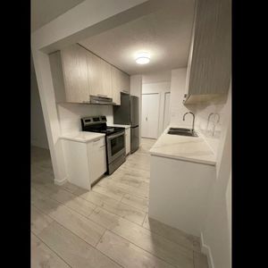 989 Lytton Street - Photo 2