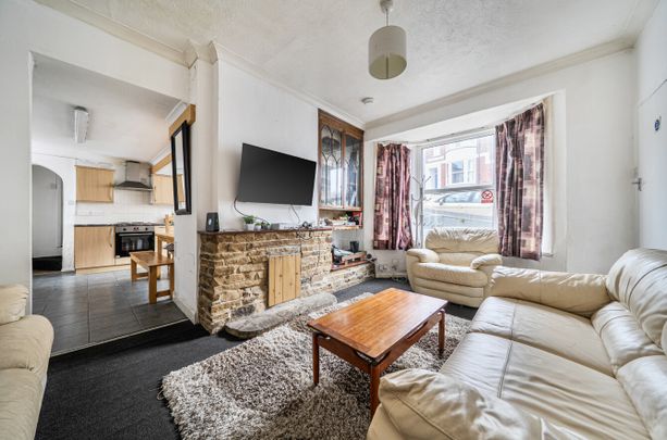 7 bedroom house to rent - Photo 1