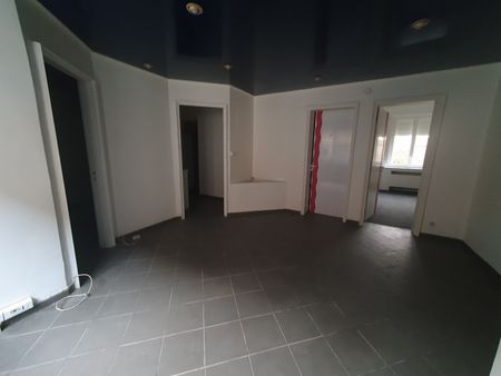 Location Appartement 4 pièces 79m² VALENCIENNES 59300 - Photo 5