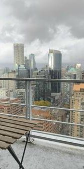 West-End Yaletown Border near St Paul's Hospital 2 bed 2 bath & Park - Photo 1