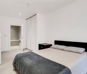 River Gardens Walk Greenwich SE10 - Photo 2