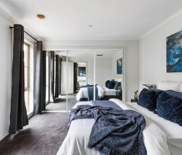 4 Gresswell Park Drive, Watsonia VIC 3087 - House For Rent | Domain - Photo 6