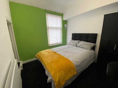 Hawkins Street, Liverpool - Photo 3