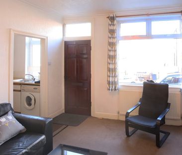 2 Bed Terraced House, Anderson Mount, LS8 - Photo 4